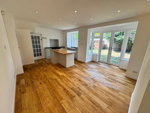 Dining kitchen- click for photo gallery